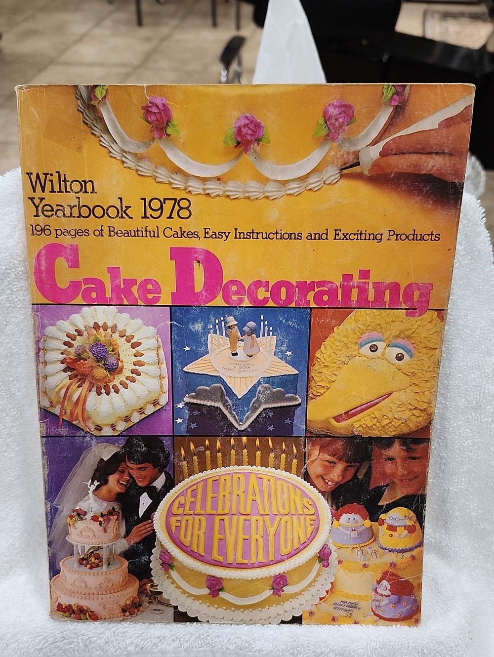 Vintage 1978 Wilton Cake Decorating Yearbook